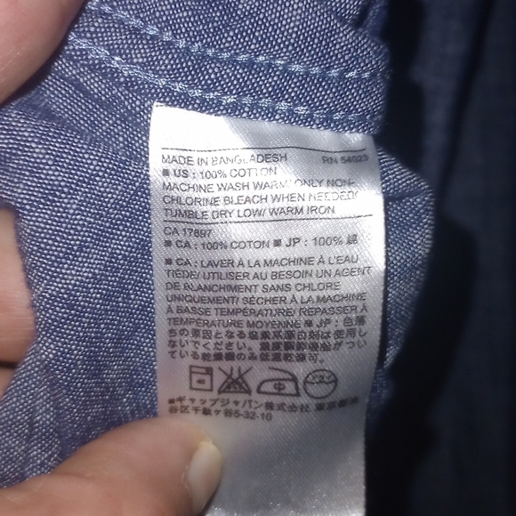 (XS) BANANA REPUBLIC Classic Fit Faux Denim Button Down - Picture 4 of 5